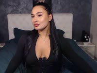 I love to make you entertainme on cam, making me laugh at your little dicklette and following my commands and instructions. Be ready to entertain me good and do your best to make me smile.