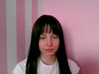 I’m a girly and playful girl who loves changing styles and surprising people. One day I can be soft and cute, another day alternative or coquettish – I love experimenting with different vibes.Music is a big part of my life. I listen to almost everything – pop, rap, rock and more. I also enjoy fashion and styling, cooking good food, watching movies and series, and learning about psychology and personal development.