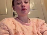 I’m fun girl who loves trying new things I’m half Swedish And I love travelling to new countries