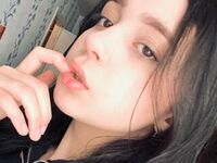 girl webcam LeotaBienvenu