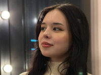 nude cam girl photo MikiPellon