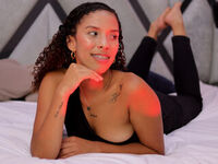 camgirl masturbating with vibrator NicoleWil