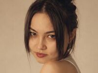 girl showing tits SeeBugl