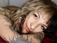 beautiful cam girl VivVixen