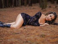 cam girl masturbating with vibrator BrunaLukas