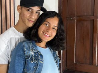 hot camcouple sex webcam show CnadyAndOliver