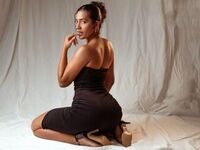 webcamgirl chatroom AhriaMiles