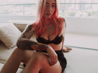 masturbating webcamgirl AlessaLaurent