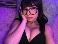 cam girl masturbating with sextoy AlessiaCarson