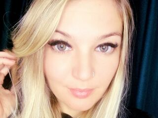 beautiful webcamgirl AnaysAnao