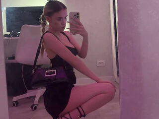 naked cam chat AngelesBelfiore