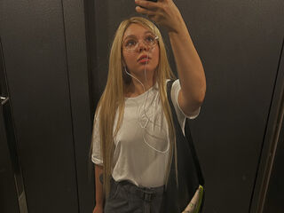 hot cam girl fingering pussy AnnaSebastian