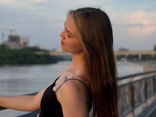 livesex cam girl BeliaAlvino