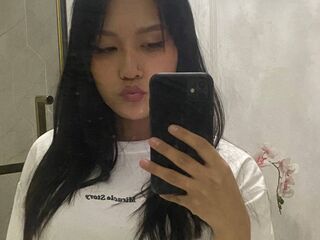 hot naked cam girl BerniceMaguire