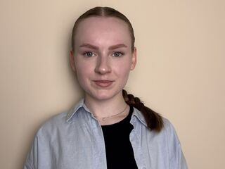 dirty web cam BettyannGrenon