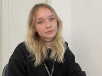 camgirl playing with sex toy BonnieRad