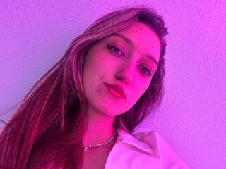 fingering camwhore BrandieBeninati