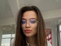 camslut showing pussy CamillaWiliams