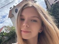 fingering camgirl video ChloeFruye