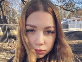 girl chatroom ColletteSitzes