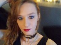 naughty camgirl masturbating with vibrator Countryqueen