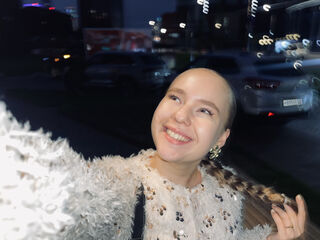 girl webcam show CristinAuslander
