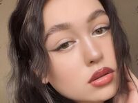 camwhore fingering pussy DarleneDavi