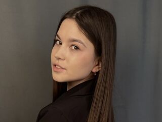 mastubating web cam girl DarlineAugeri