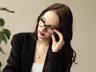 adult cam DelaineLamie
