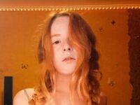 live sex cam photo DeliaLashbrook