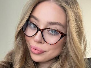 naked webcamgirl picture DianeWhitly