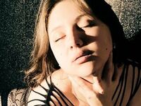 topless webcamgirl DinaMargaret