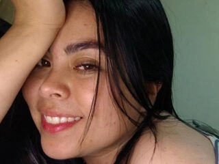 webcam girl chatroom DixieMichel