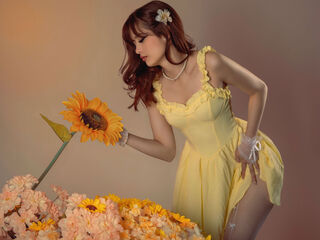 topless webcamgirl DulceBennet