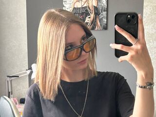 hot camslut ElidaGonchoff