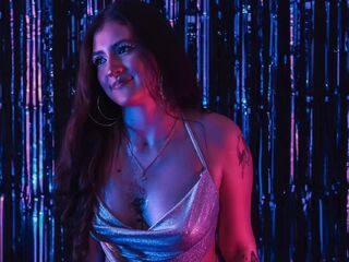 nude webcamgirl EmilianaKors