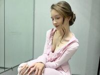 sexy camgirl live EmilyHuber