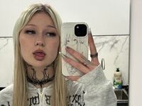 cam girl spreading pussy EmyYummi