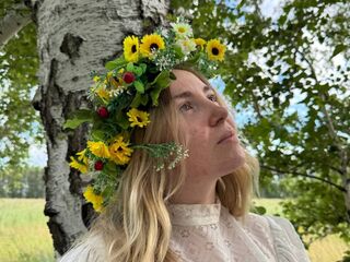 nude webcam EstaCutchin