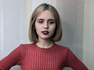 naked camgirl photo FalineBrowning