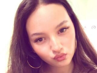 naked cam girl masturbating with sextoy FatimahAmargo