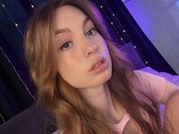 camwhore spreading pussy FlorenceBowring