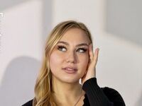 camgirl FransiscaSpearin