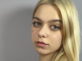 adult webcam chatroom GerryThoburn