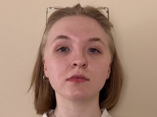 girl sex cam HienRosse