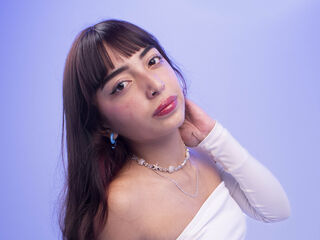 hot strip tease webcam IrisVelvet
