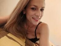 hot strip tease webcam IsaaBella