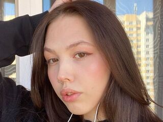 nude camgirl pic JanettLemoyne