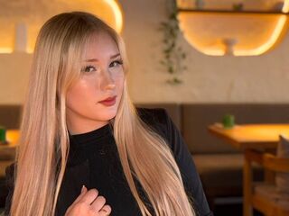 cam girl masturbating with dildo JannetteBilagody