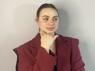camgirl chatroom JeannettaBolin
